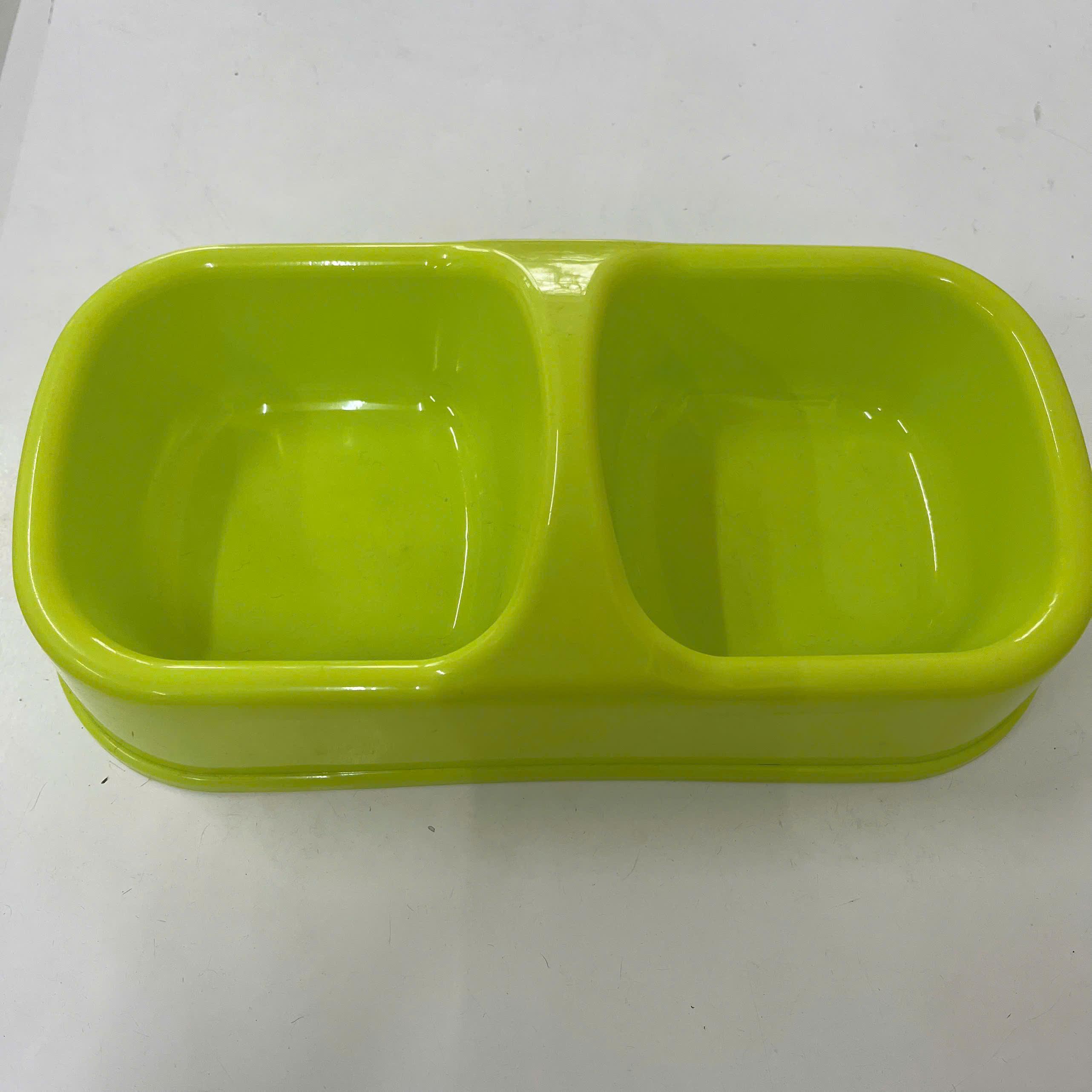 Bát đôi nhựa vừa